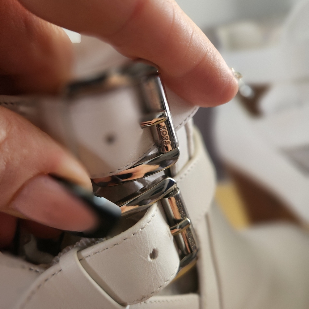 Michael Kors Walden leather bootie - Picture 4 of 5